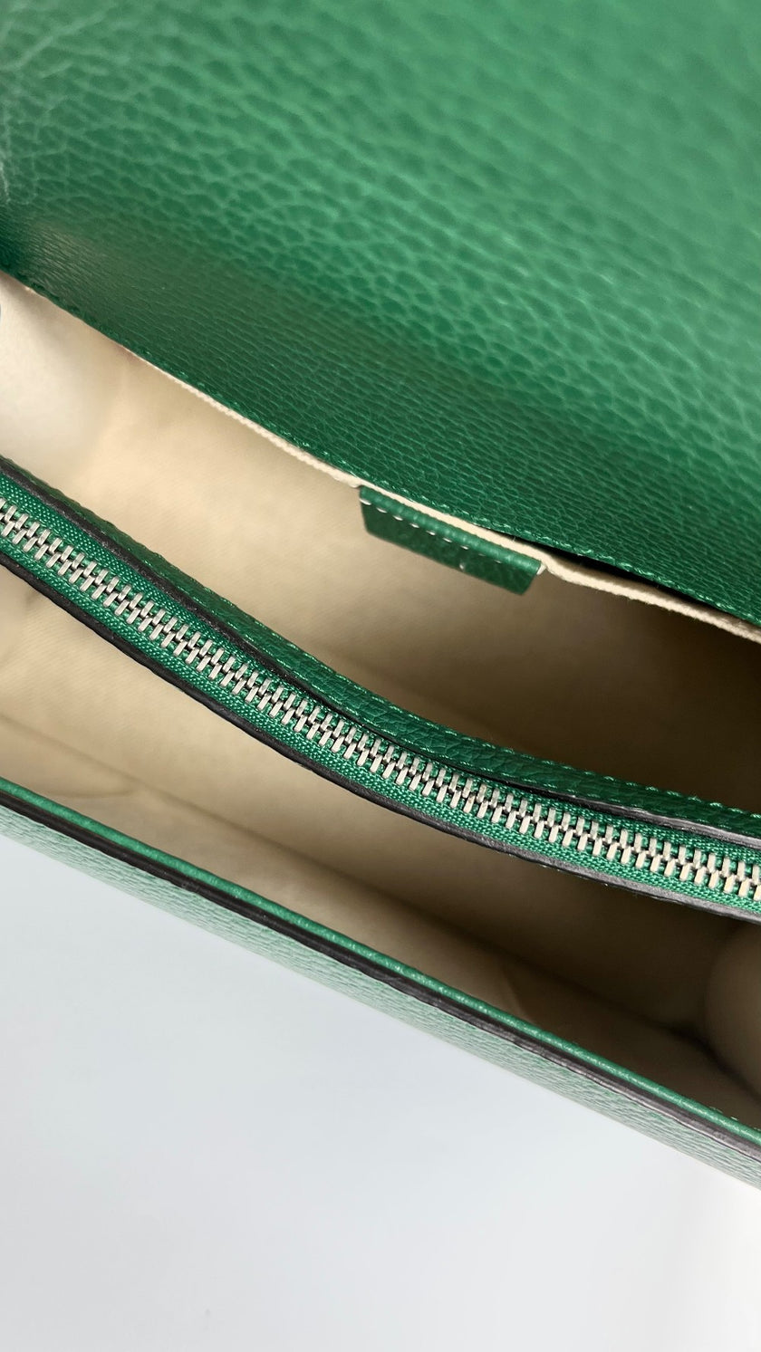 Preowned. Gucci Horsebit Bamboo Top Handle Green. 448075-591693|4444