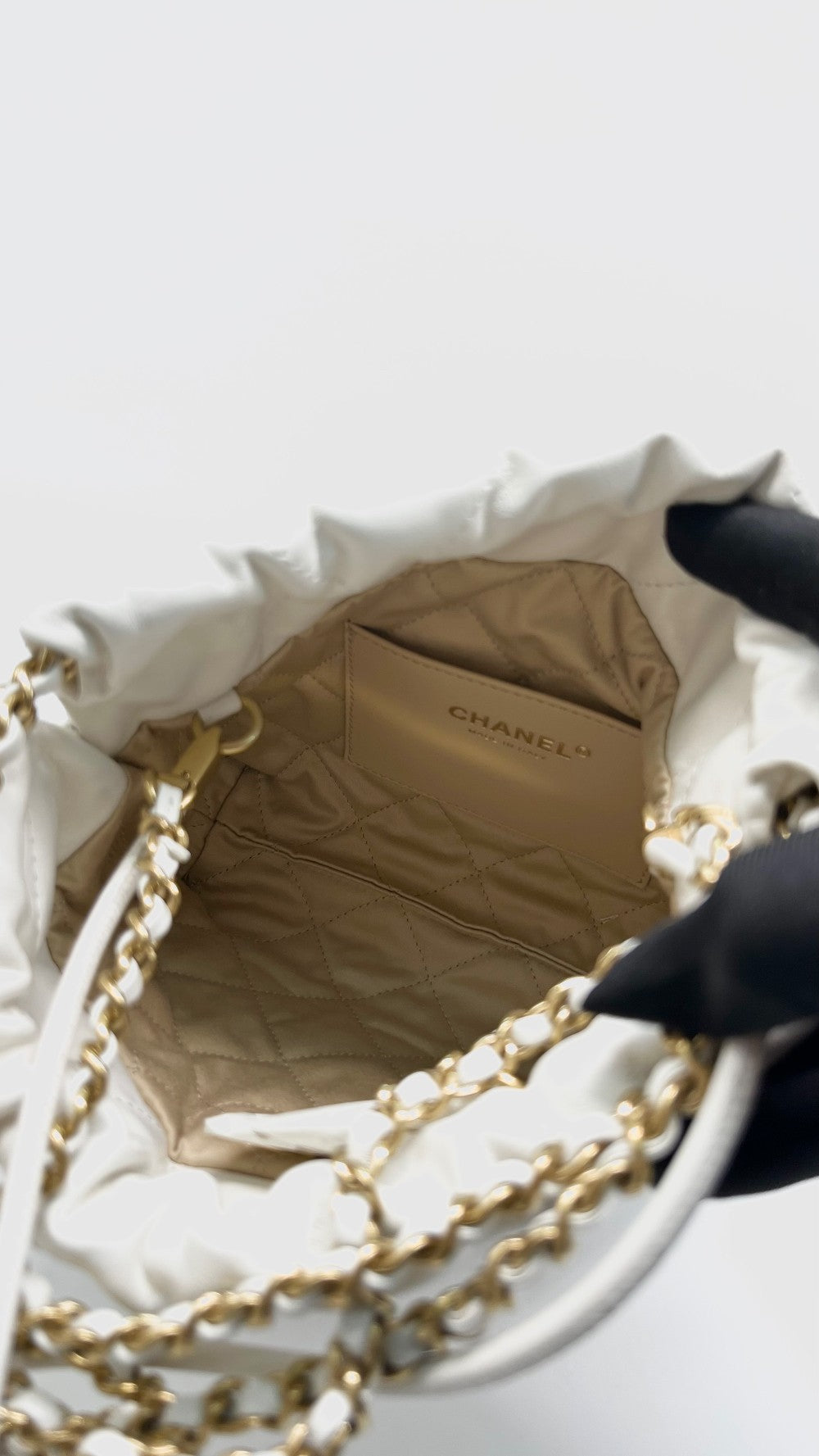 Brand New. Chanel MIni C22 White Calfskin GHW. T2CUN9KH|15198