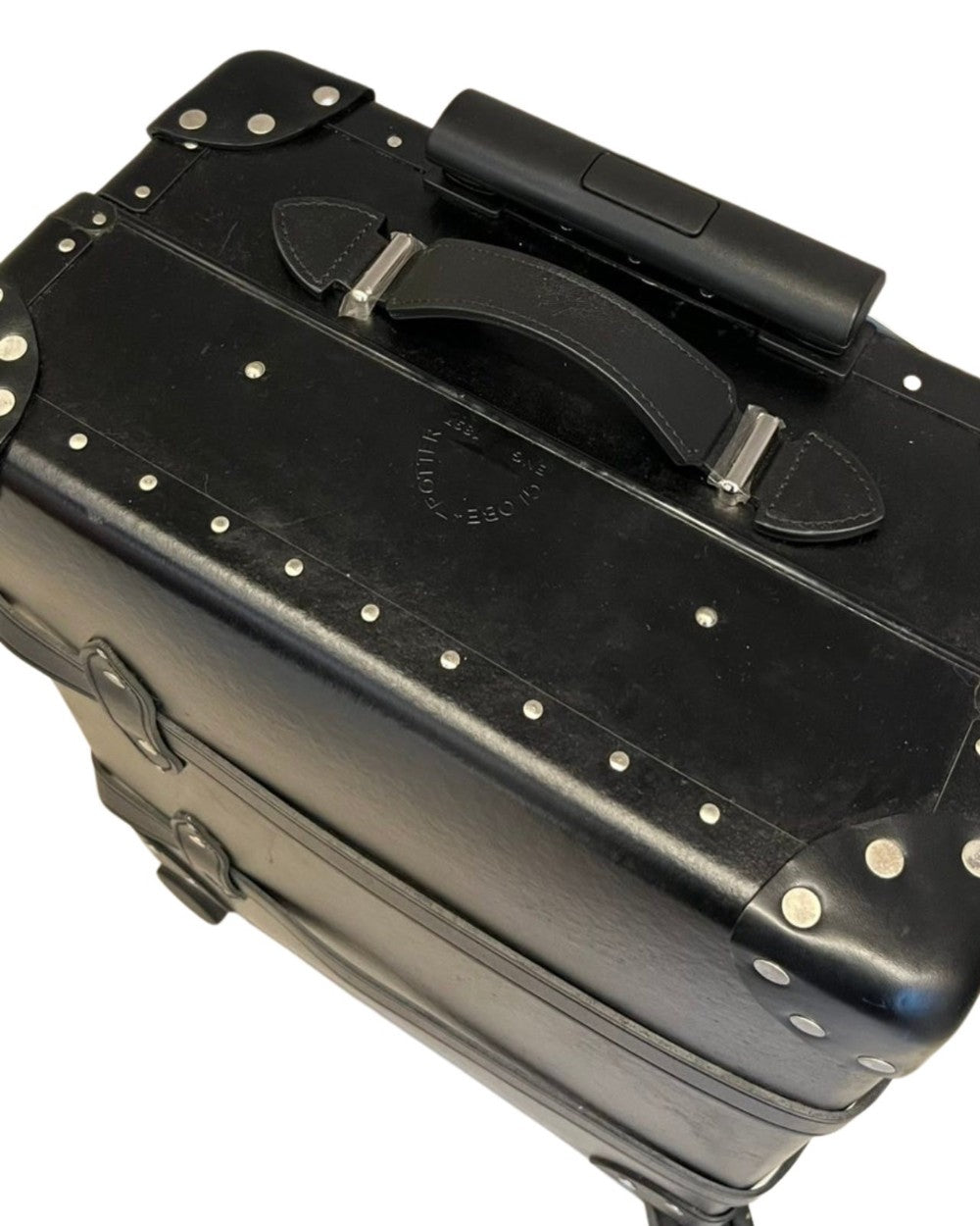 Preowned. Globe Trotter Luggage Black 24