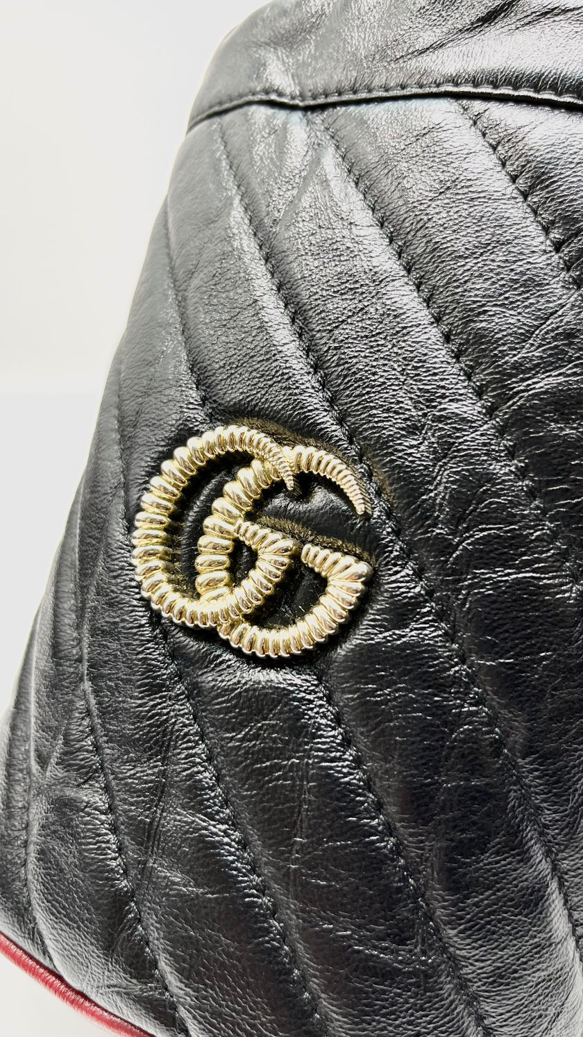 [SALE] Preowned. Gucci Marmont Mini Bucket Chevron Quilted GHW. 573817525040|10857