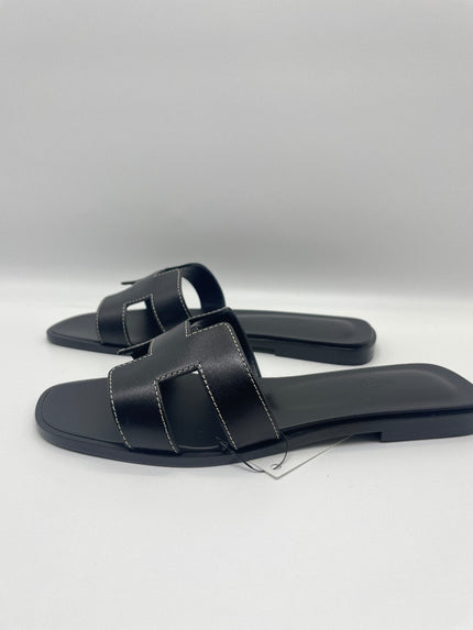 Unused. Hermes Oran Black. 37|9092