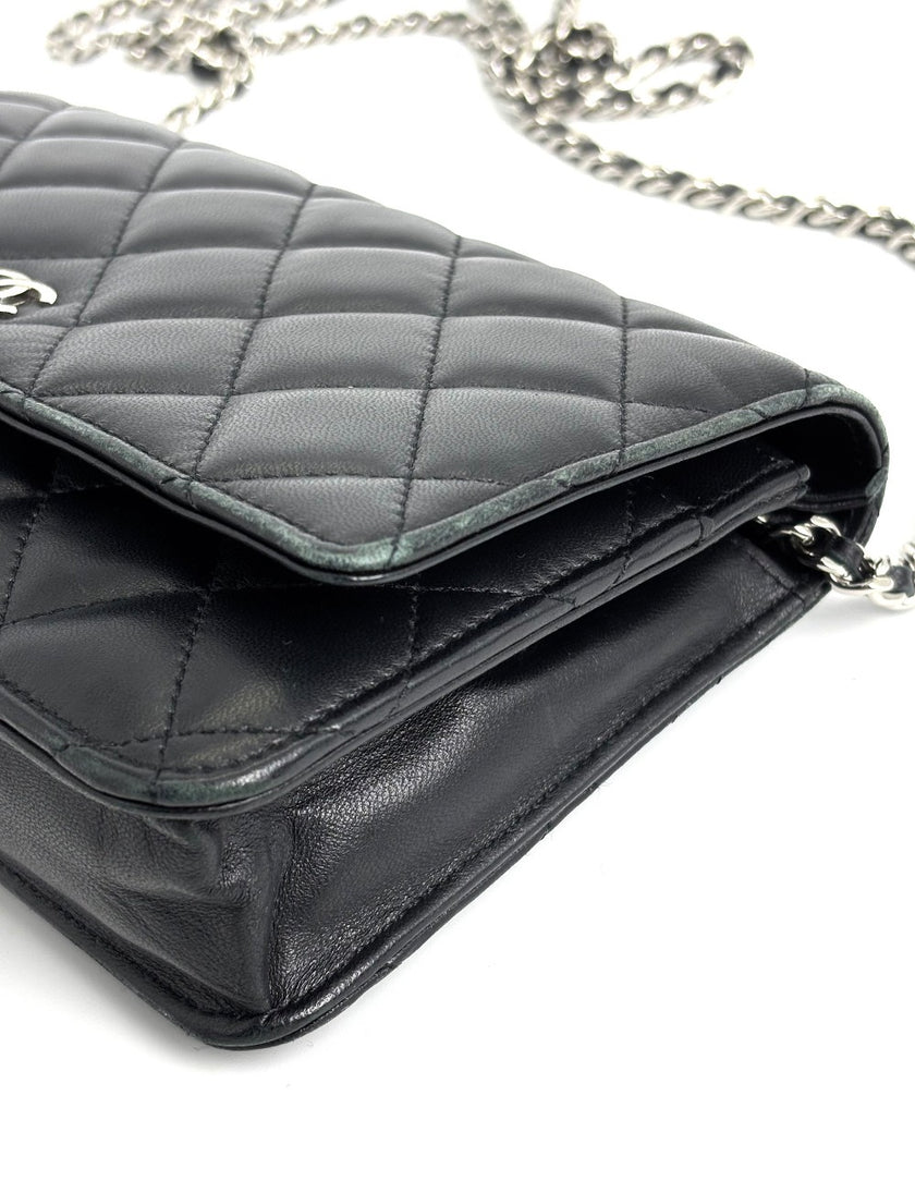 Preowned. Chanel WOC Black Lamb. 27800839|4107