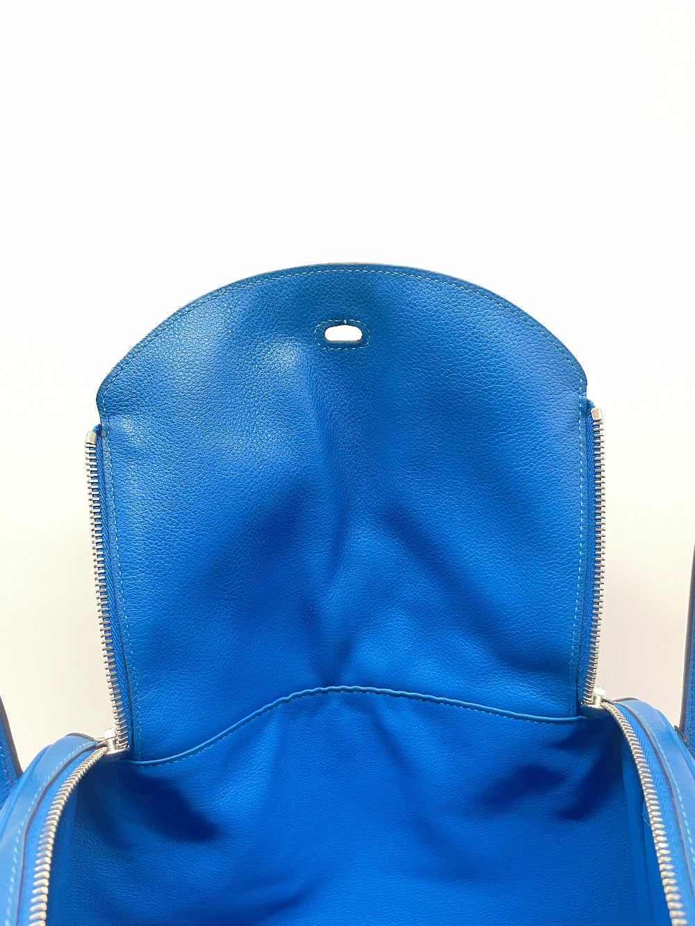 Preowned. Hermes Lindy 30 Blue Hydra Evercolor PHW. TAS011IG|9118