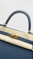 Preowned. Hermes Kelly 25 Blue De Prusse Epsom Sellier GHW. WHA469KY|16011