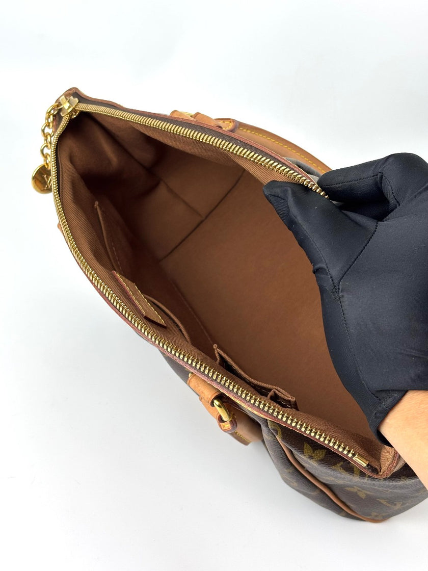 Preowned. LV Tivoli PM Monogram. AR3180|6160