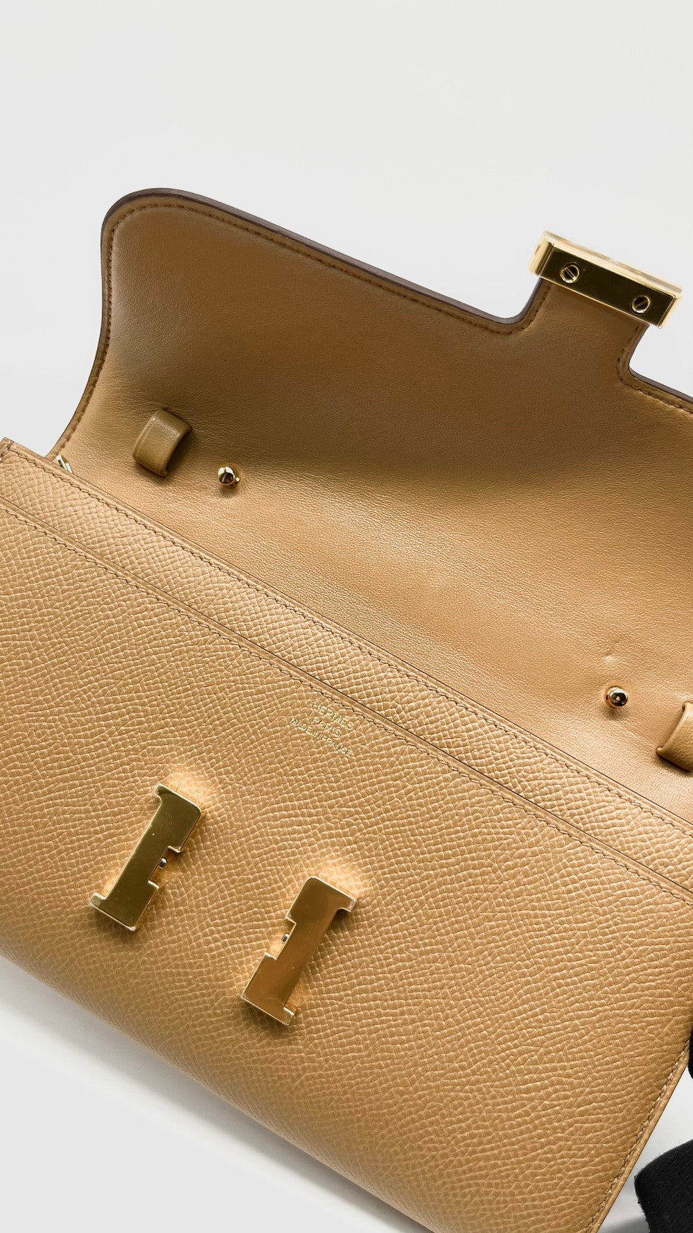 Brand New. Hermes Constance To Go Biscuit Epsom GHW. KTI006FL|13726