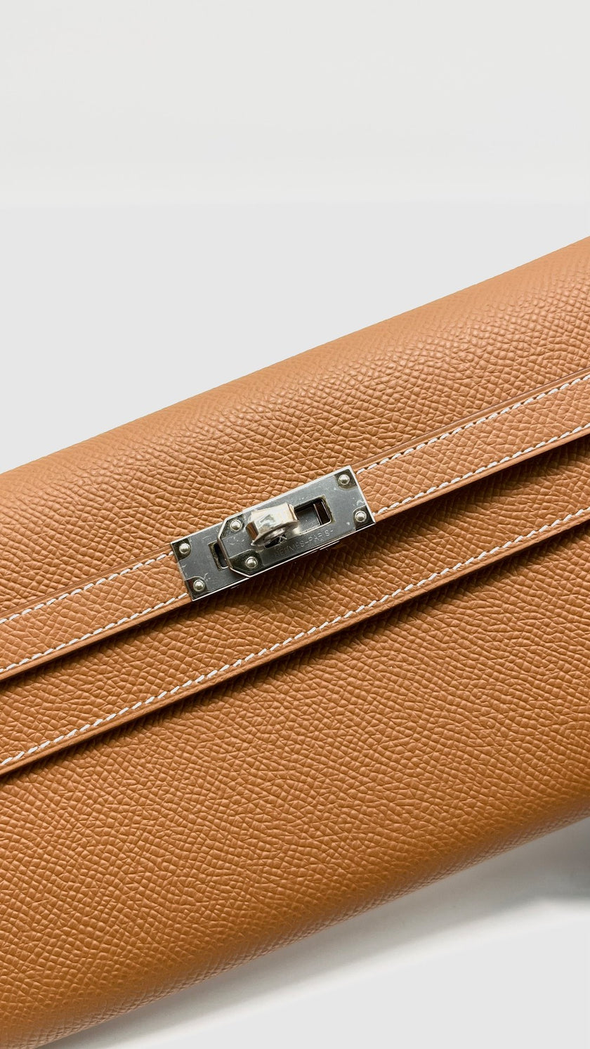 Brand New. Hermes Kelly Wallet Gold. BBS009MX|9970