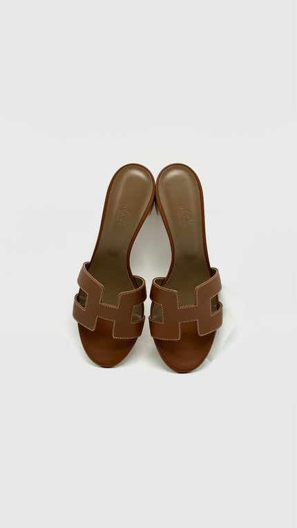 Brand New. Hermes Oasis Gold. 38|16191
