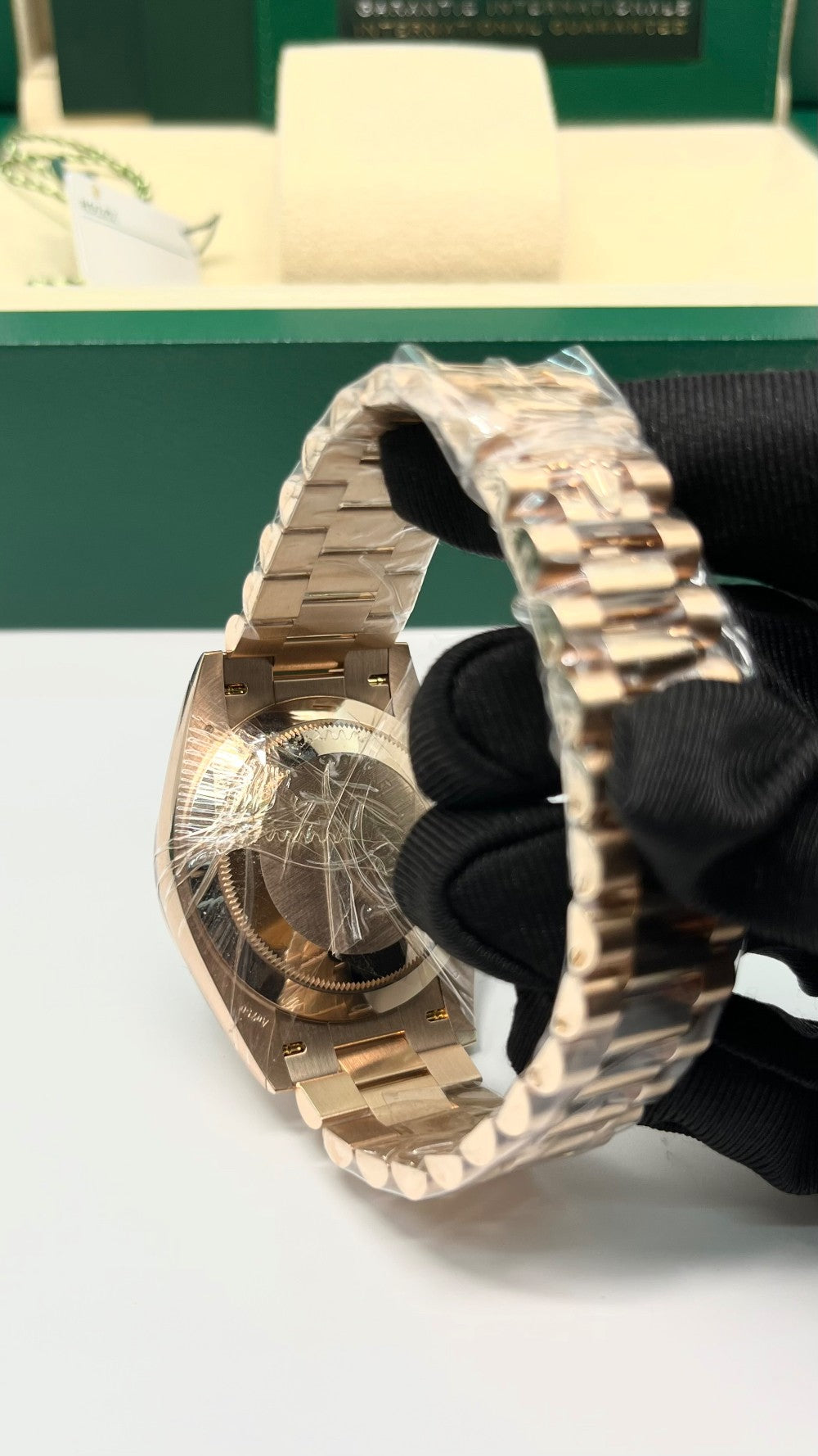 Brand New. Rolex Daydate Olive Green Dial President 40mm 2025|7815