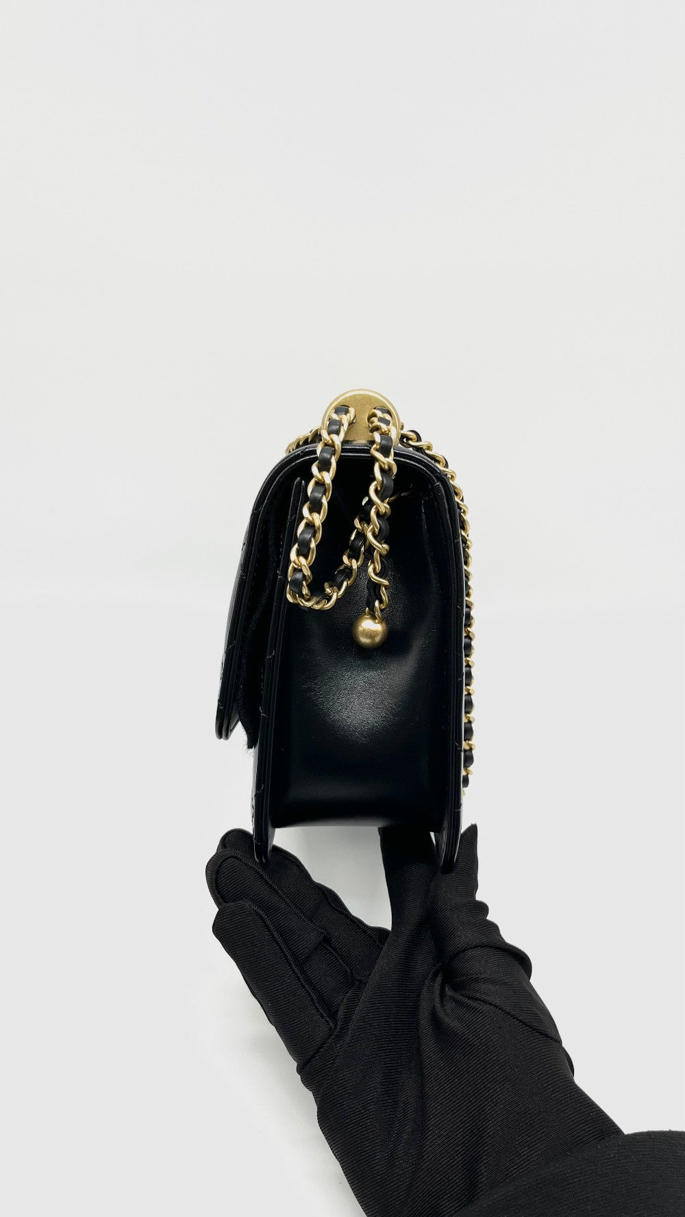 Brand New. Chanel 24C Season Flap Mini Black Adjustable Chain Strap GHW. X456C0P1|15155