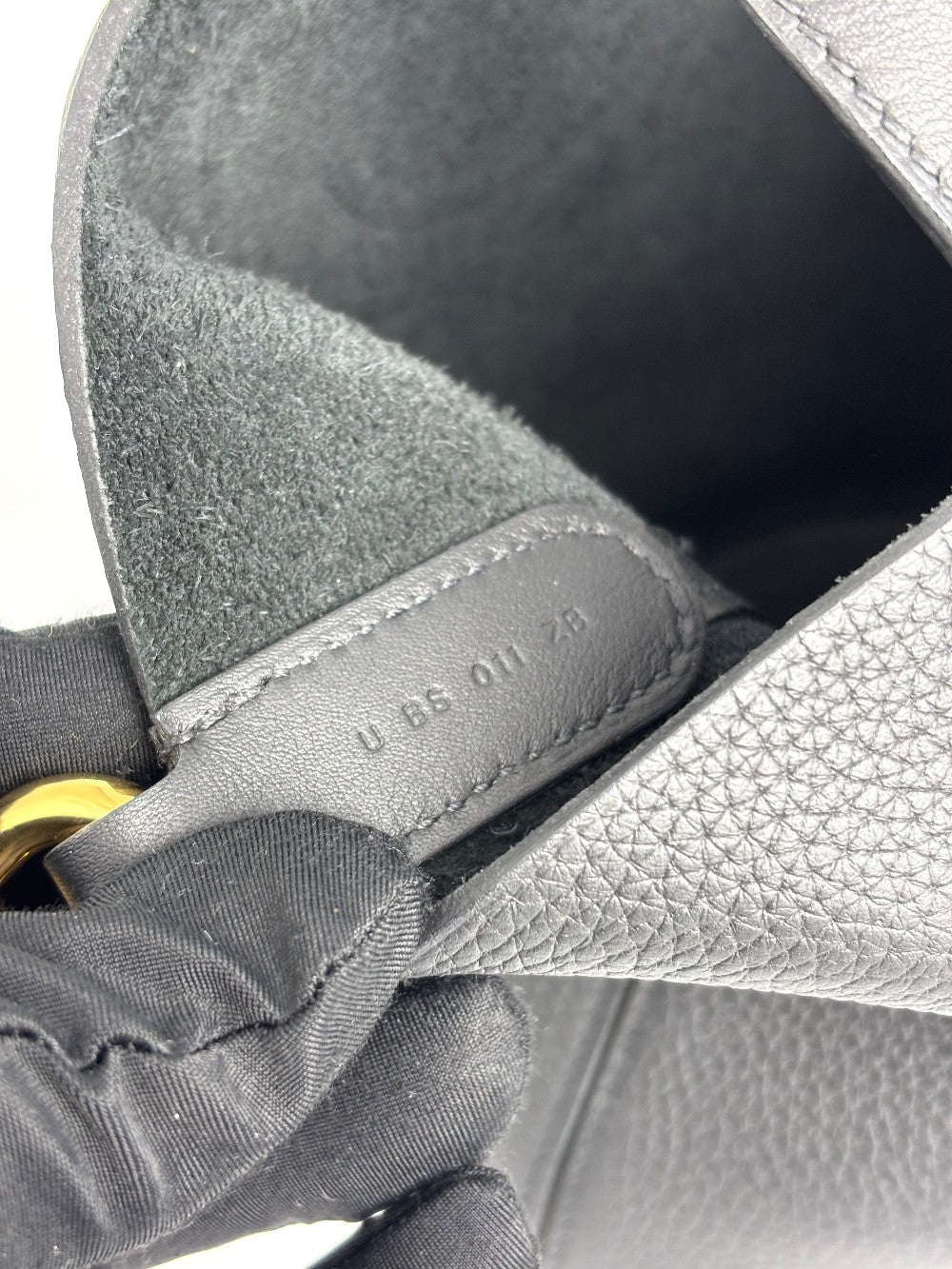 Brand New. Hermes In The Loop 18 Black GHW. UBS011ZB|3756