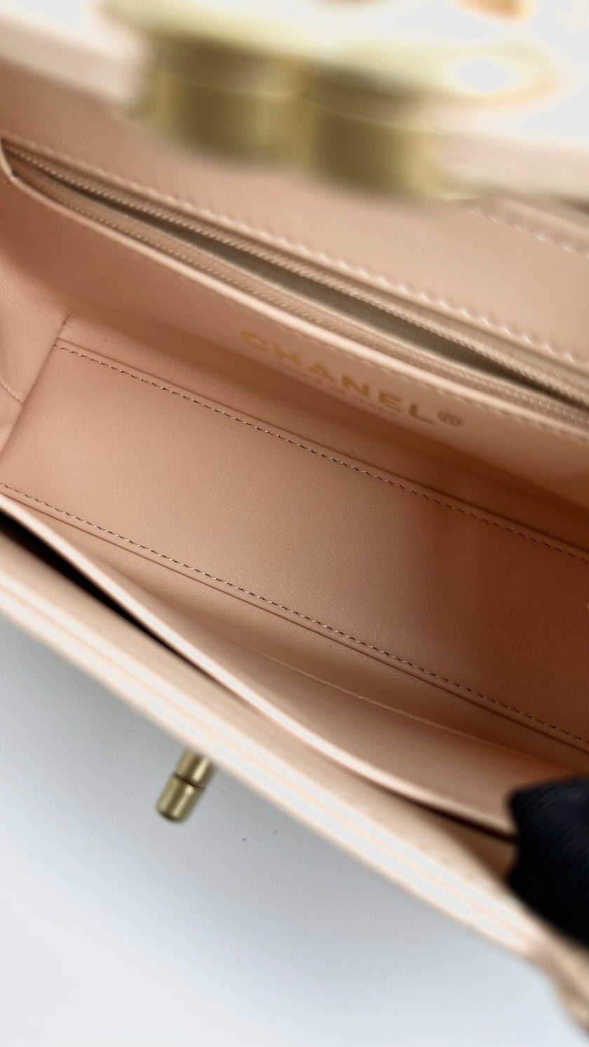 Brand New. Chanel Kelly Mini Beige GHW. C085204A|4028