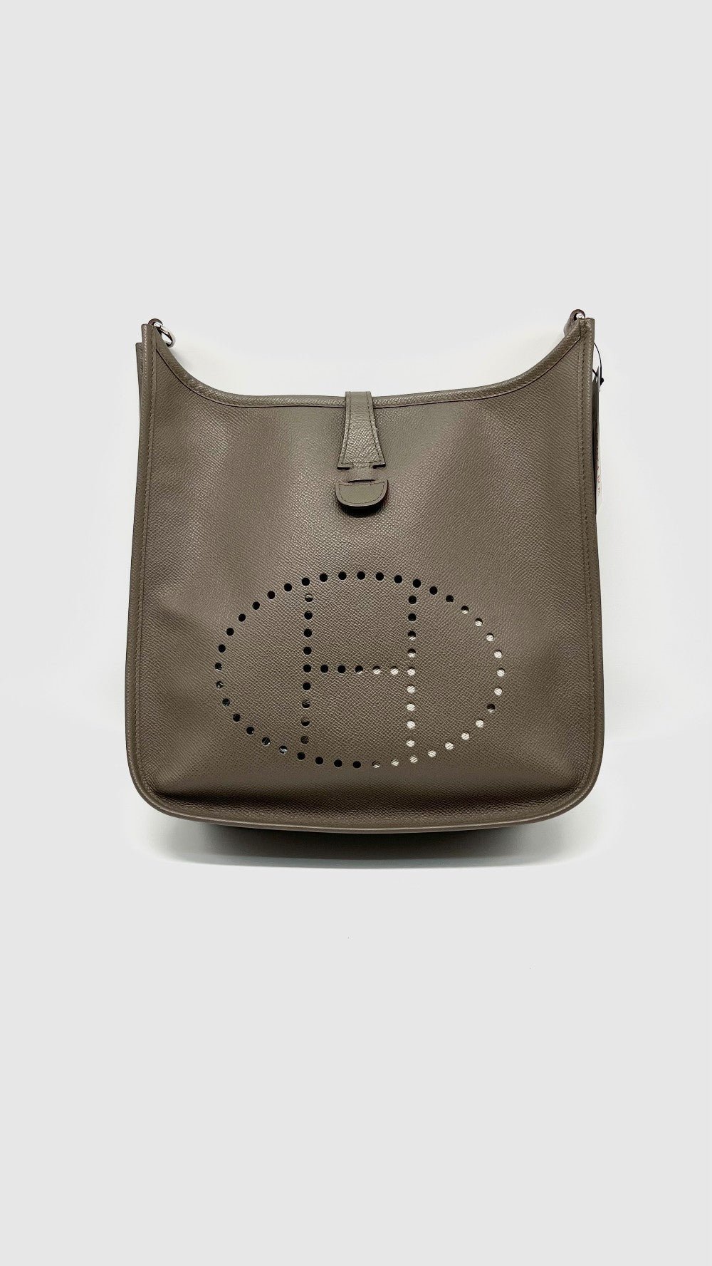 Preowned. Hermes Evelyne PM Etain Epsom PHW. JQ99|11643