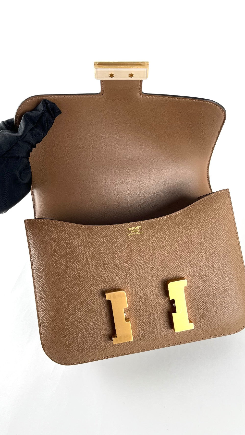 Brand New. Hermes Constance 24 Epsom Alezan GHW. WPY268AF|4855