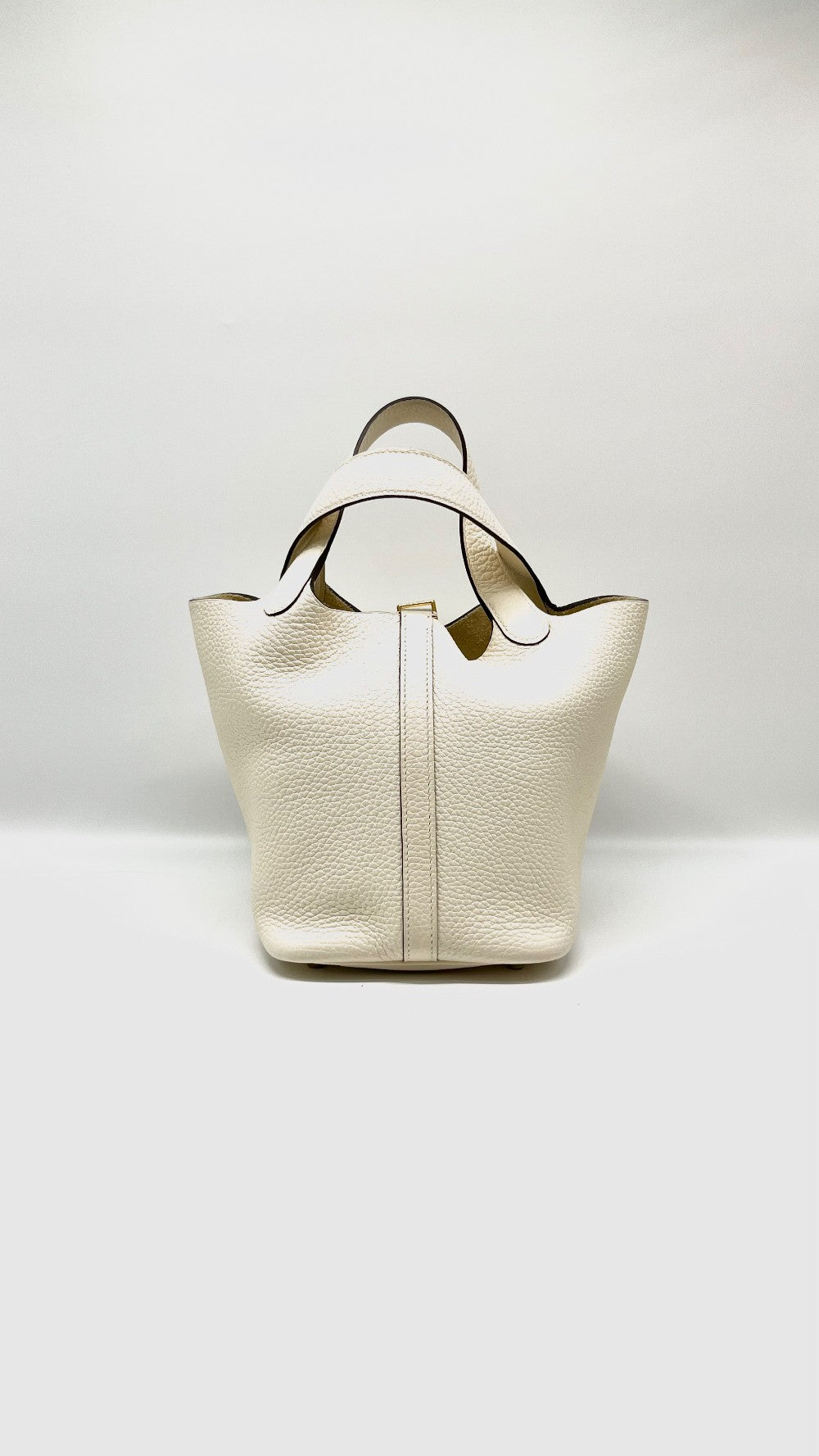 Like New. Hermes Picotin 18 Nata Clemence GHW. BFS005GX|12180