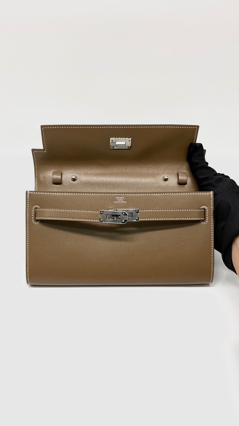 Preowned. Hermes Kelly To Go Etoupe Boxcalf PHW. WUS008GD|14343