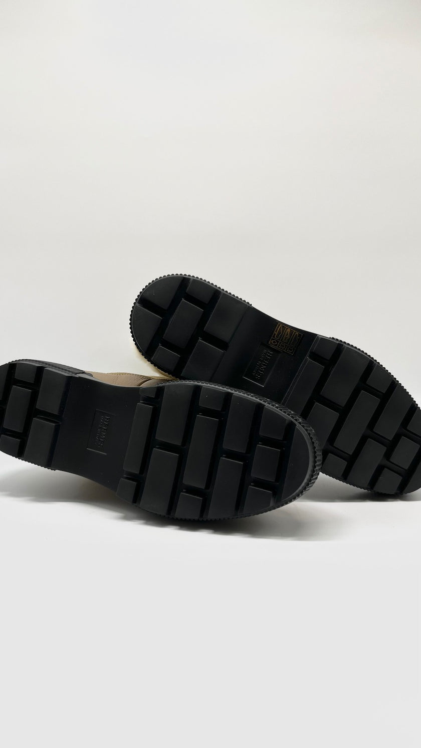 Brand New. Hermes Ankle Boots Brown. 38|6911