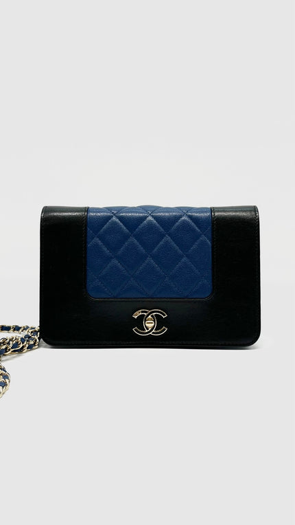 Preowned. Chanel WOC Black/Blue GHW. 23898176|7098