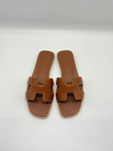 Unused. Hermes Oran Gold. 37|9095