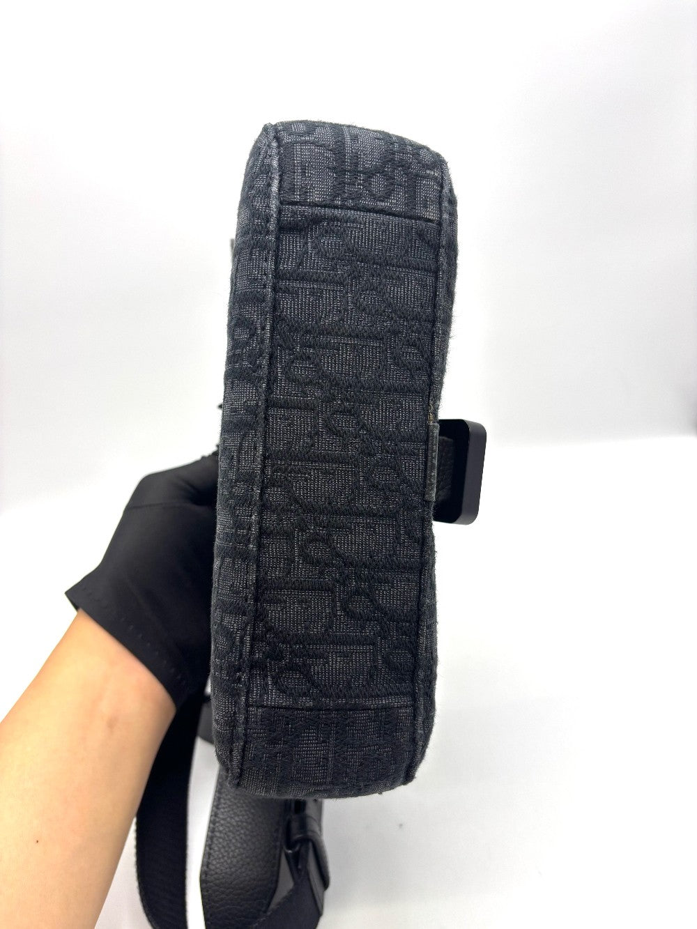Preowned. Dior Saddle Messenger Oblique Black. 01BO0273|17672