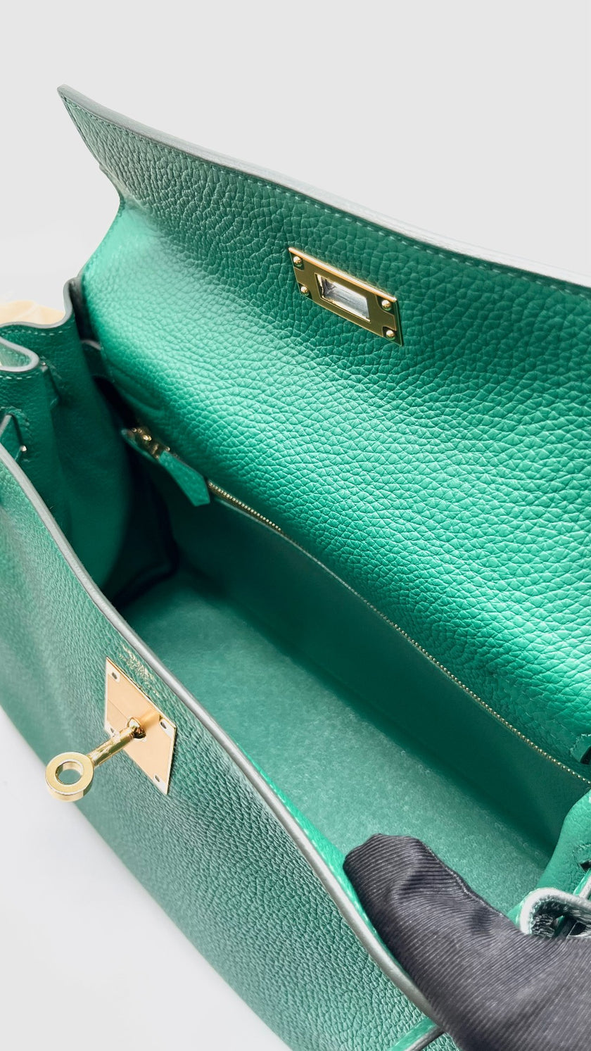 Like New. Hermes Kelly 28 Vert Vertigo Togo GHW. CGN312MU|14160