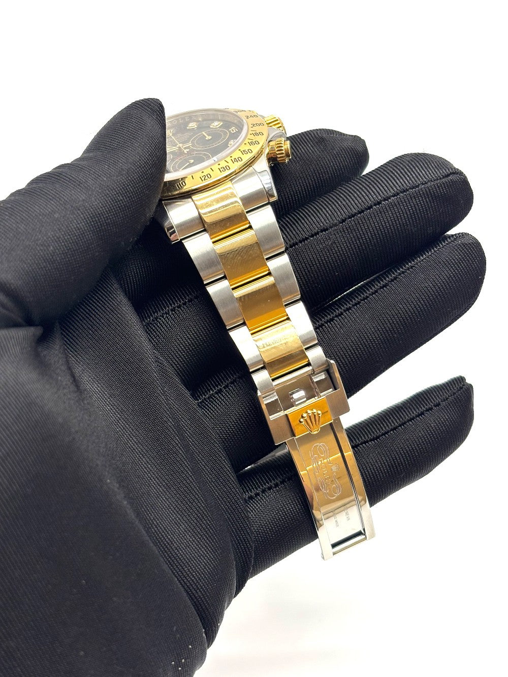 Preowned. Rolex Daytona Black Dial With Diamonds Two Tone YG/Steel 2016|16860