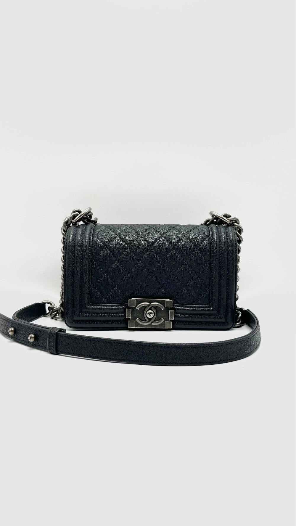 Preowned. Chanel Leboy Small Dark Gray Caviar Ruth HW. 26595963|15907