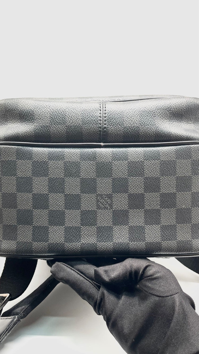 Preowned. LV Michael Backpack Graphite Black. Microchip|13478