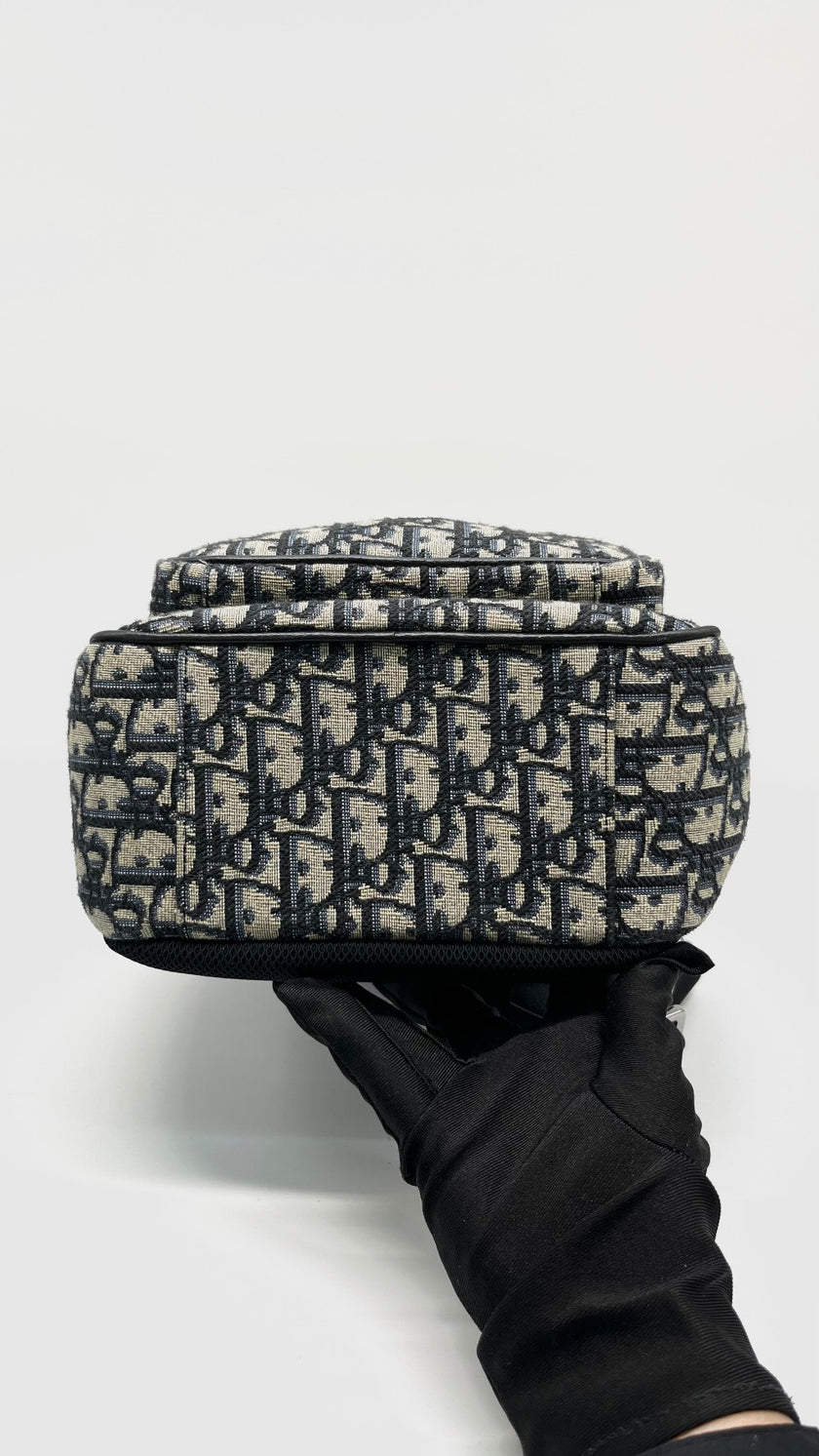 Preowned. Dior Rider Sling Crossbody Bag Oblique. 15BO0223|14214