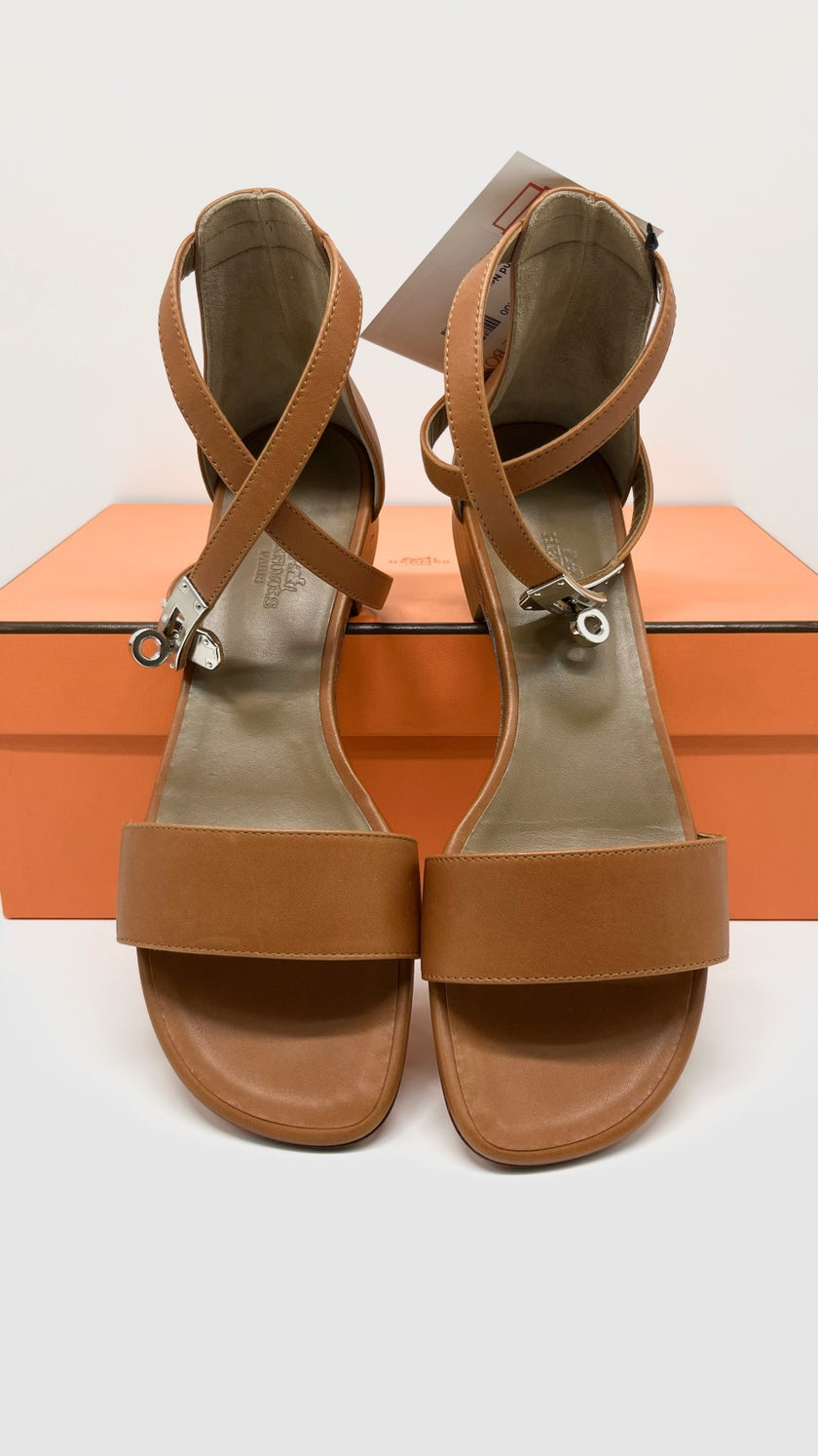 Brand New. Hermes Baia Sandals Gold. 37|5831