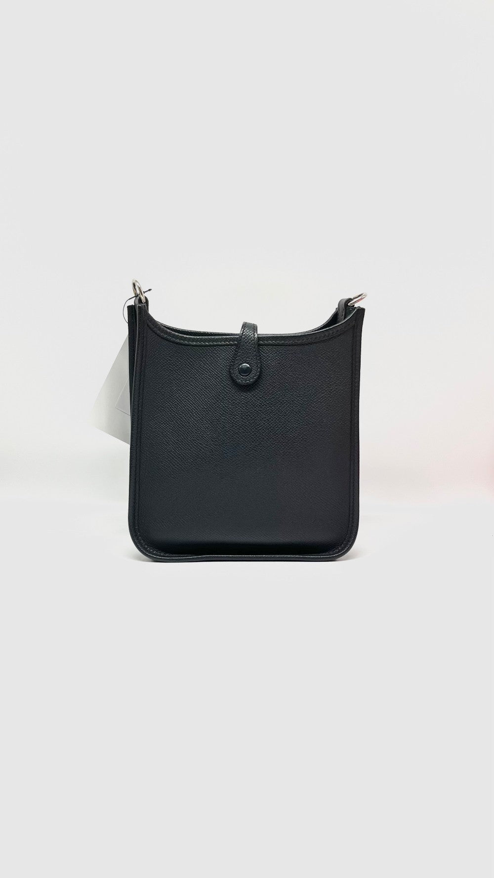 Preowned. Hermes Evelyne TPM Epsom Blue Nuit. AMM004BY|9767