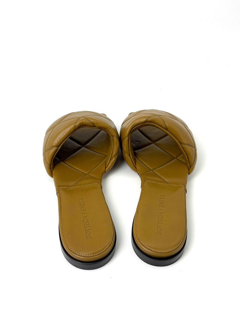 Brand New. Bottega Rubber Lido Sandals In Acorn. 37|7264