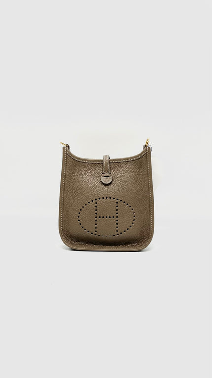 Brand New. Hermes Evelyne TPM Etoupe Togo GHW. YBS001ZB|10477