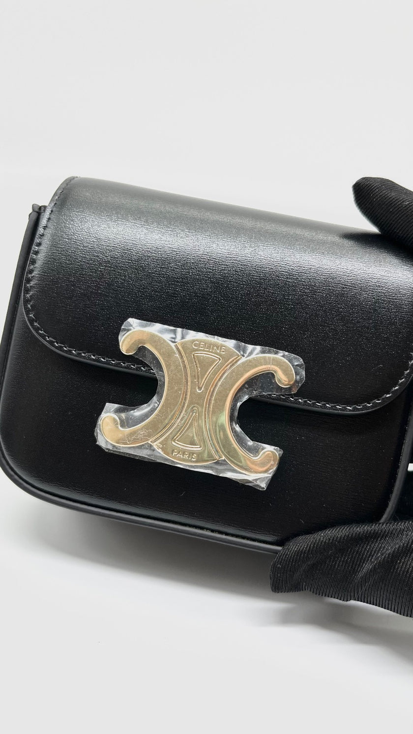 Unused. Celine Triomphe Calf Black GHW|5292