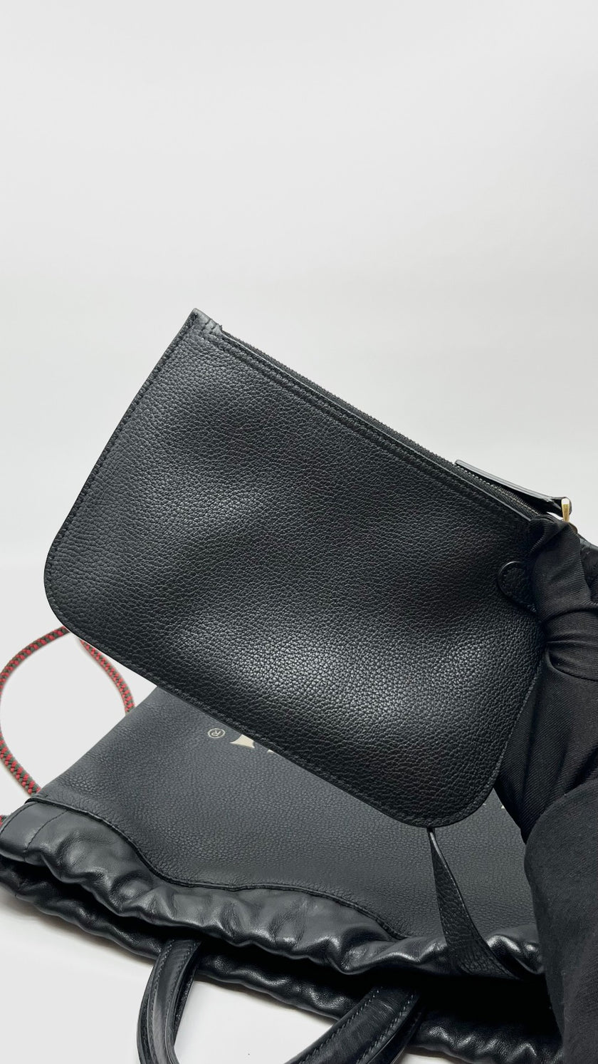 Preowned. Gucci Drawstring Backpack Black Calfskin. 523586|16784