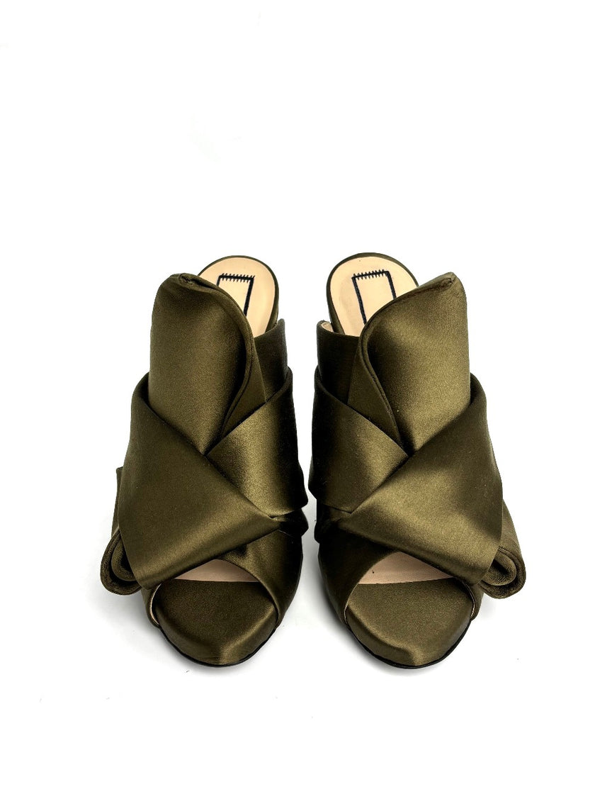 Brand New. N'21 Heel Army Green. 35.5|12803