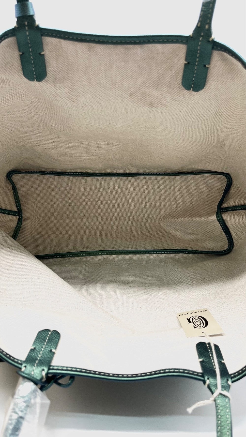 Brand New. Goyard St. Louis PM Metallic Green. CHN020248|11424