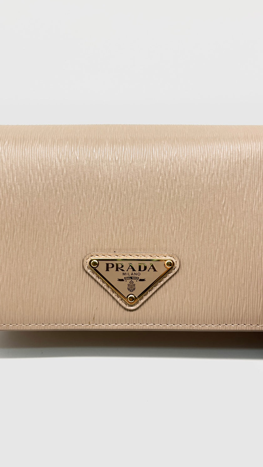 Preowned. Prada 1BP021 Cipria Beige Vitello Move Leather Chain Wallet Crossbody Bag GHW|11248