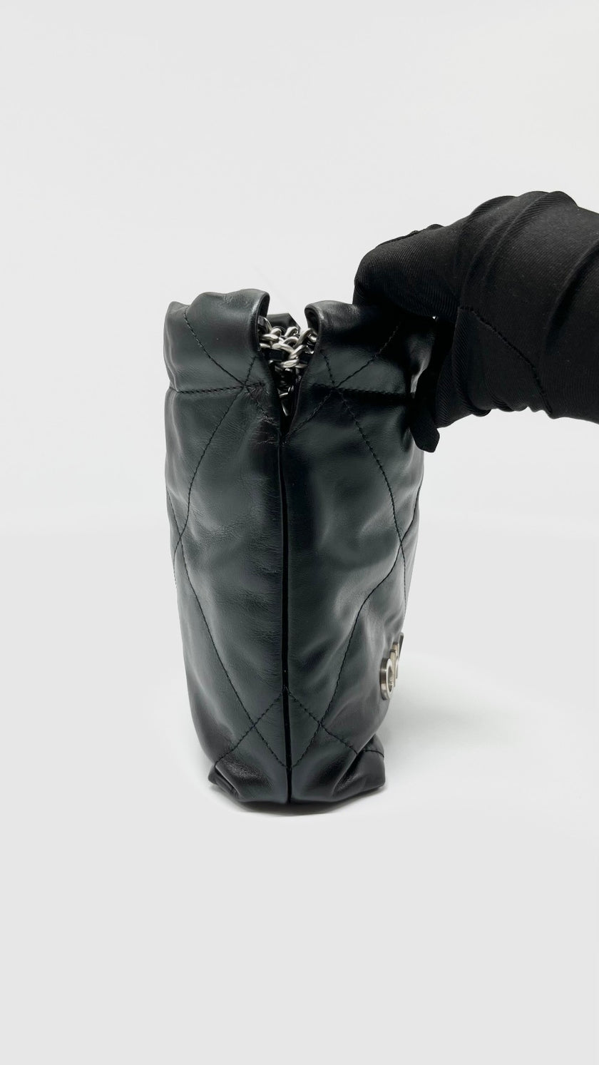 Brand New. Chanel 22 Mini Black SHW. ELE868AR|5276