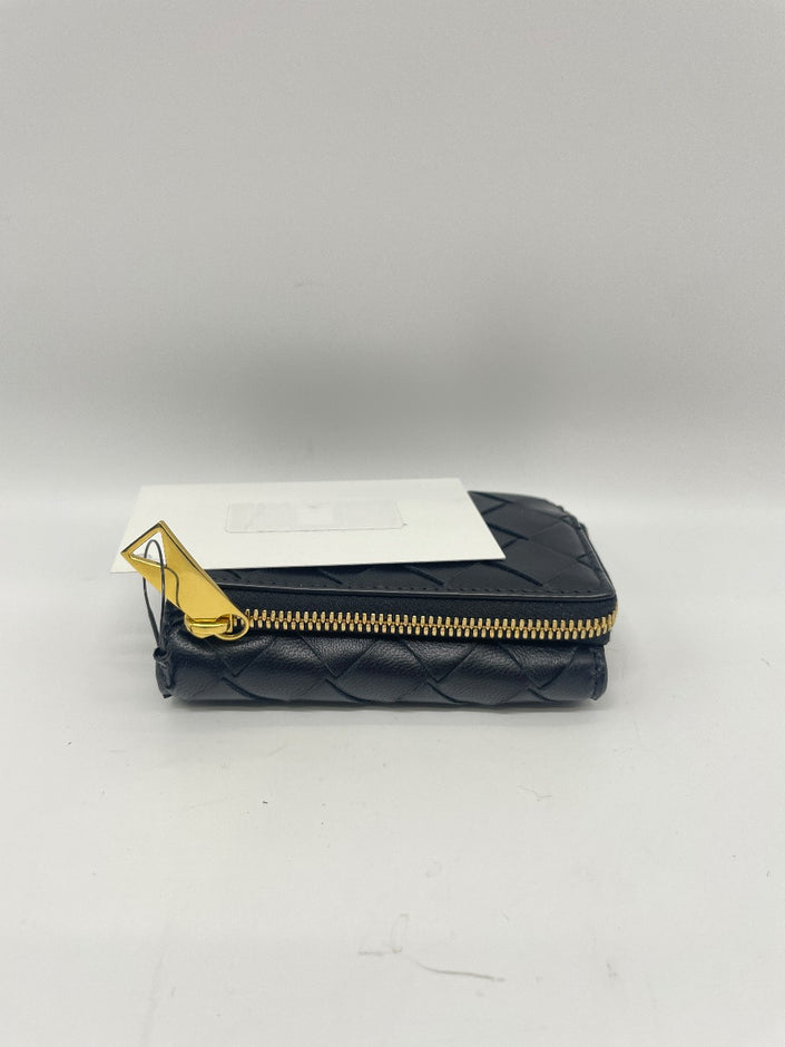 Brand New. Bottega Trifold Wallet Black|12522