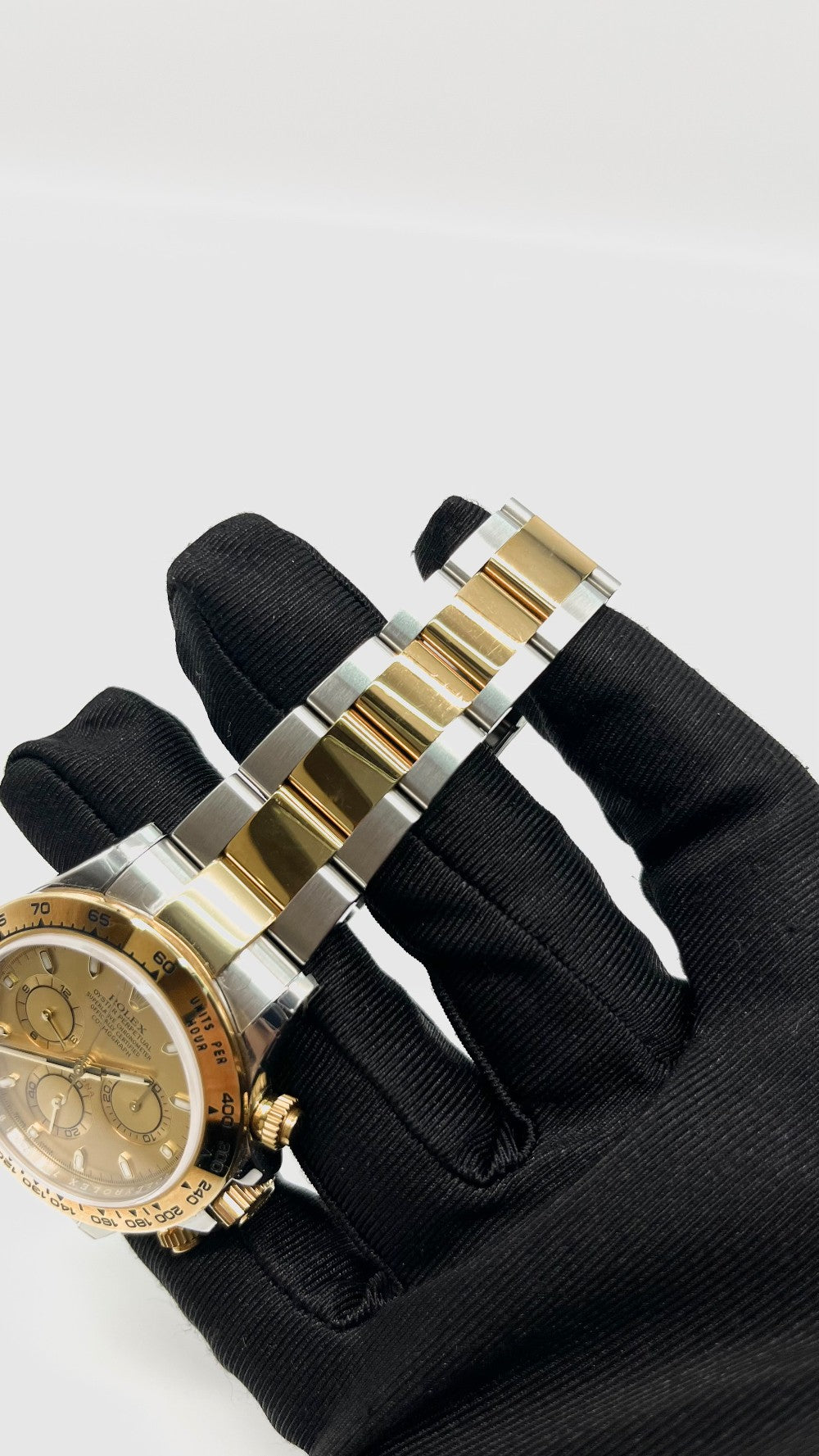 Preowned. Rolex Daytona Champagne Dial Two Tone YG/ Steel 2017 40mm 12.5 links|14383