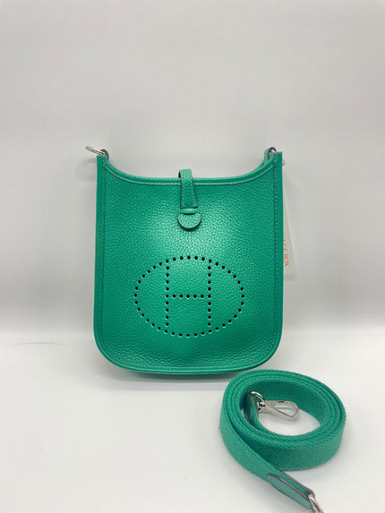 Preowned. Hermes Evelyne TPM Vert Vertigo Togo PHW. CBS002ZB|9041