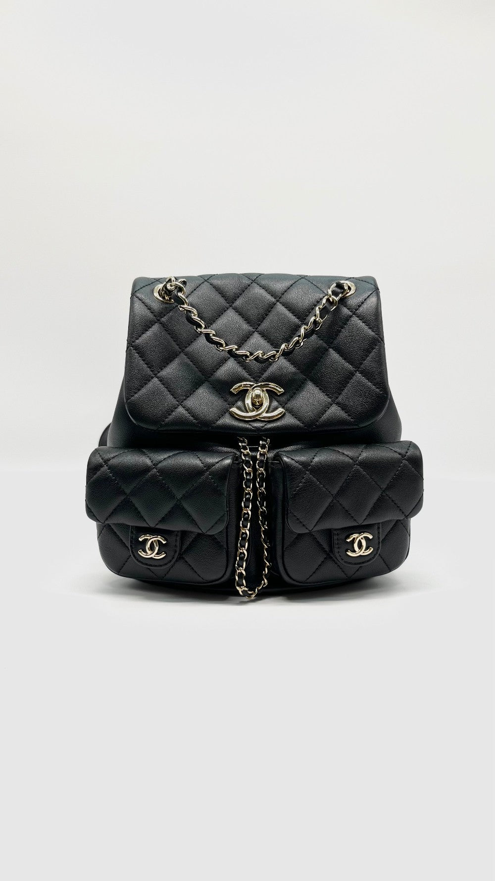 Like New. Chanel Duma Backpack Black Calfskin GHW. HL1N3P39|7727
