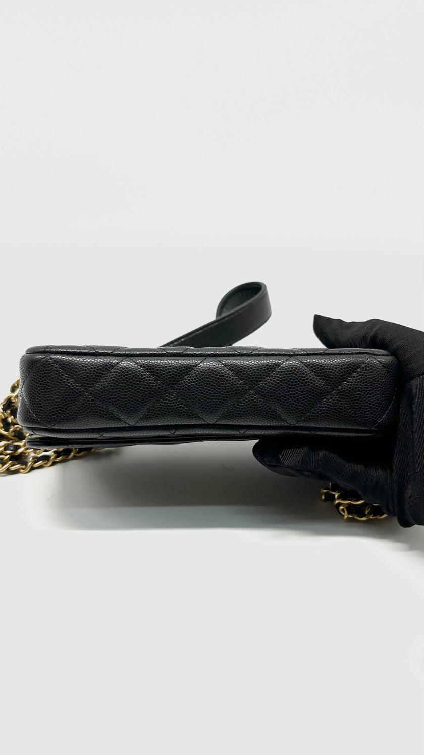 Preowned. Chanel Mini WOC Flap Black Caviar GHW. G1G215E4|13028