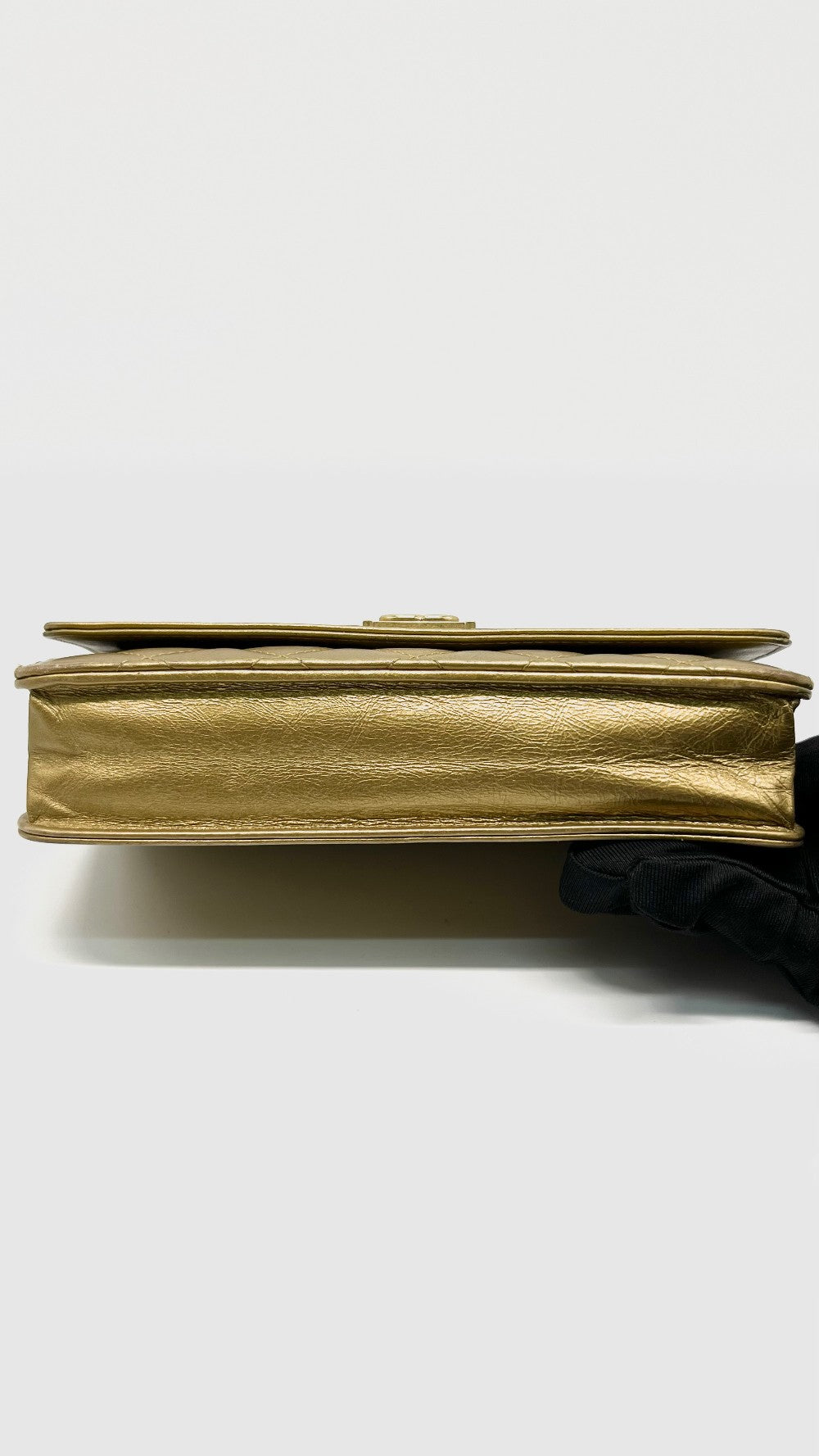 Preowned. Chanel WOC Gold Calfskin GHW. 20058446|13871