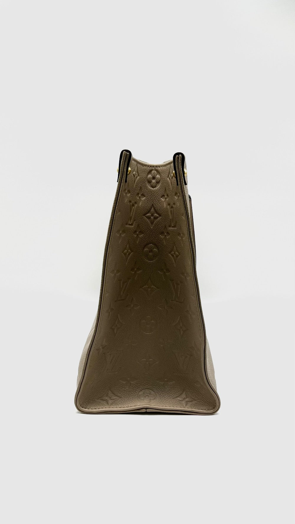 Preowned. LV On The Go MM Empreinte Dove Gray. Microchip|14583