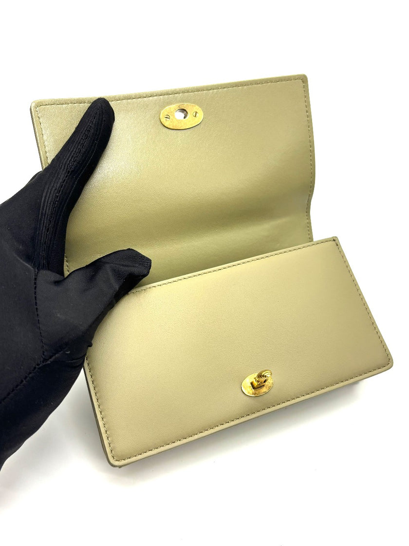 Preowned. Dior Abeille Clutch. 31MA1126|16997