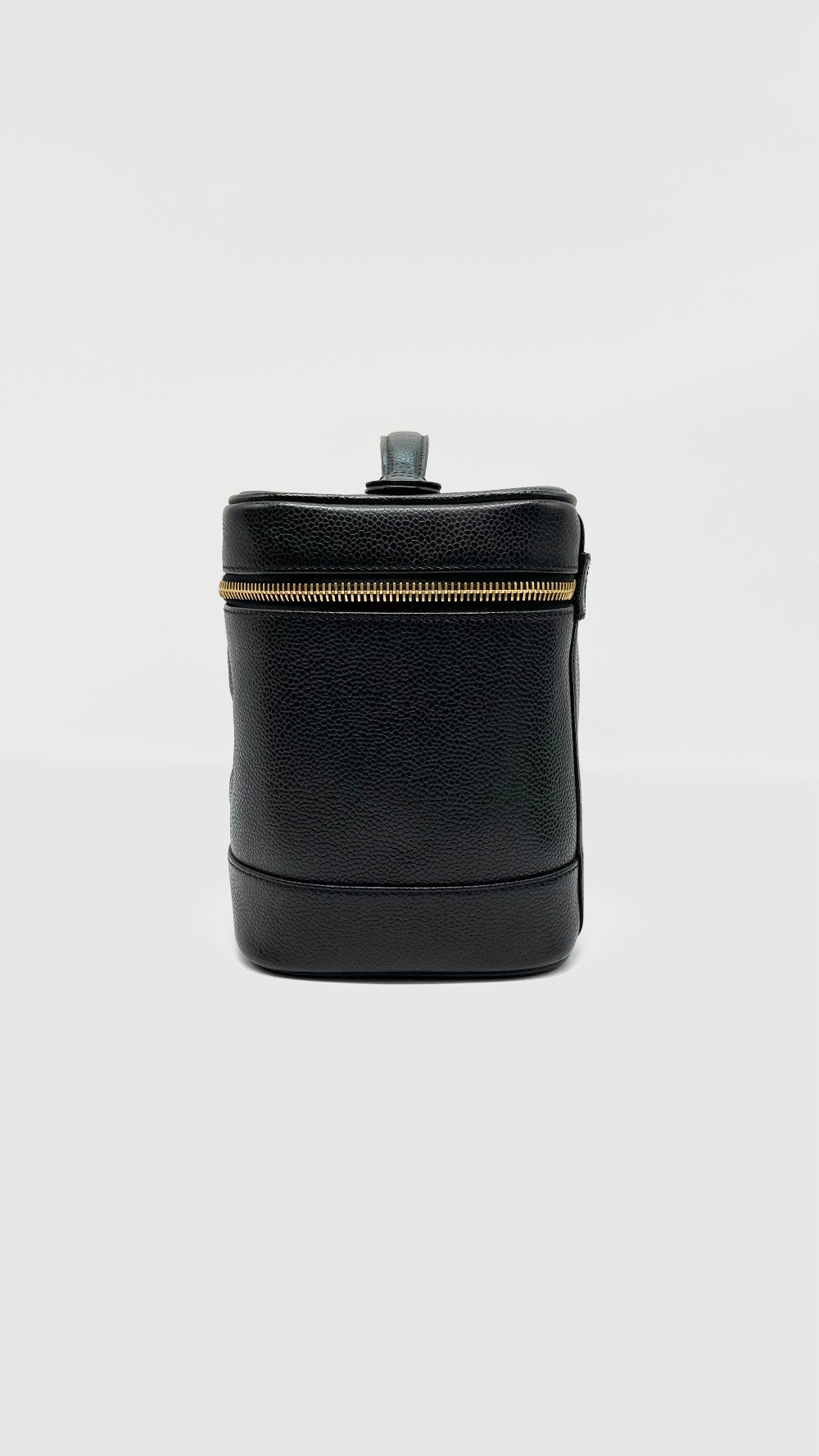 Preowned. Chanel Coco Vanity Bucket Black Caviar GHW. 5850515|9625