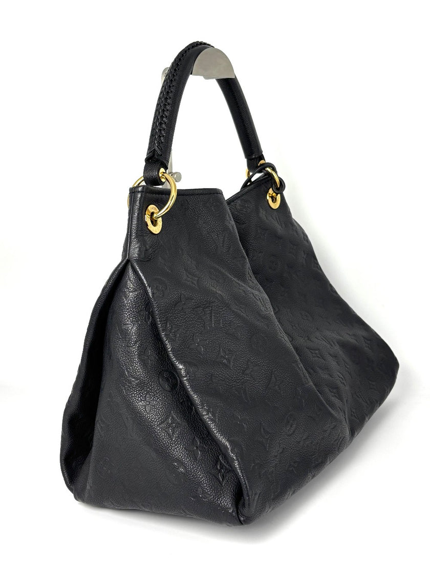 Preowned. LV Artsy Black. CA1114|9498