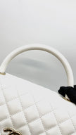 Preowned. Chanel Coco Handle Medium White Caviar CHW. LC22JU22|16104